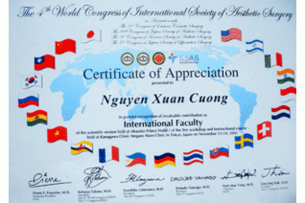 Chứng chỉ cám ơn BS Cương do hội giải phẫu thẩm mỹ Quốc tế trao tặng tại Tokyo, Nhật Bản - 11/2005